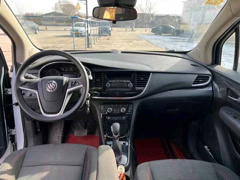 东营17年别克昂科拉6