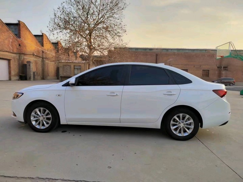 邯郸18年别克英朗3