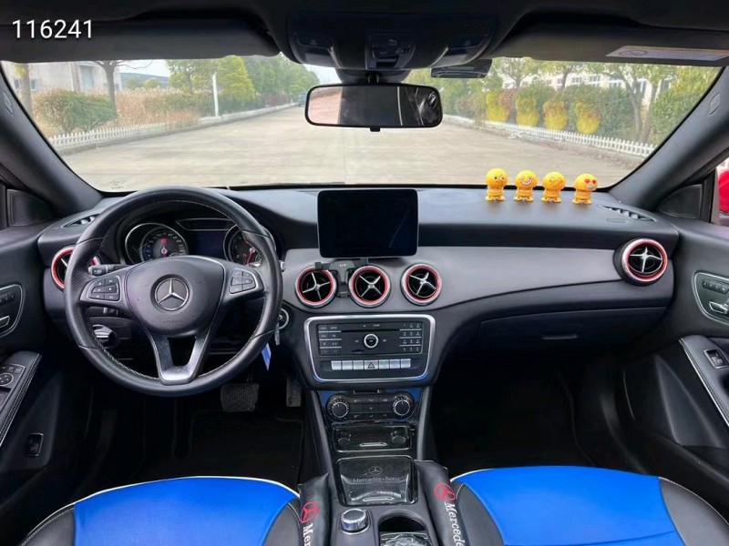 常州17年奔驰CLA8