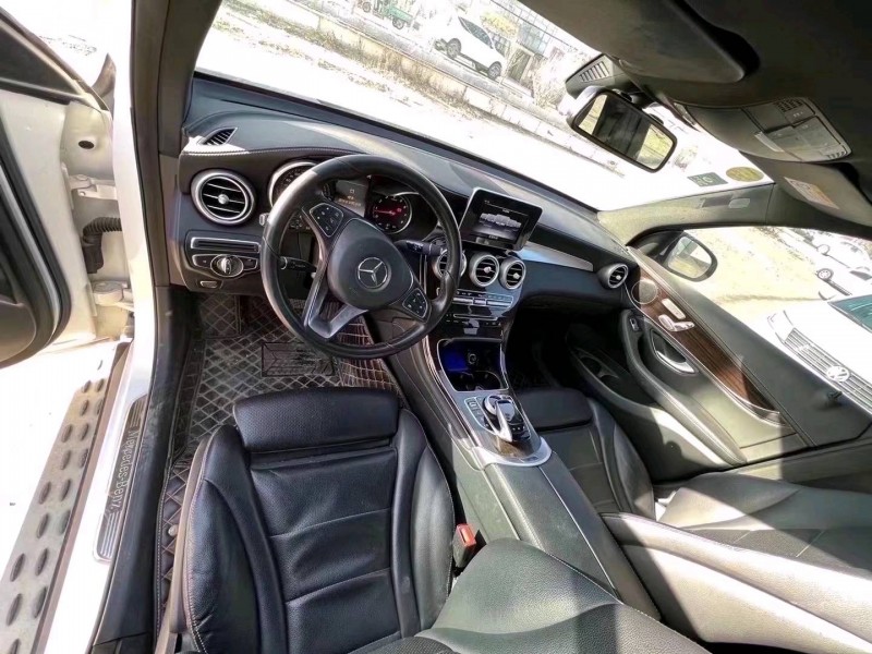 东营18年奔驰GLC3