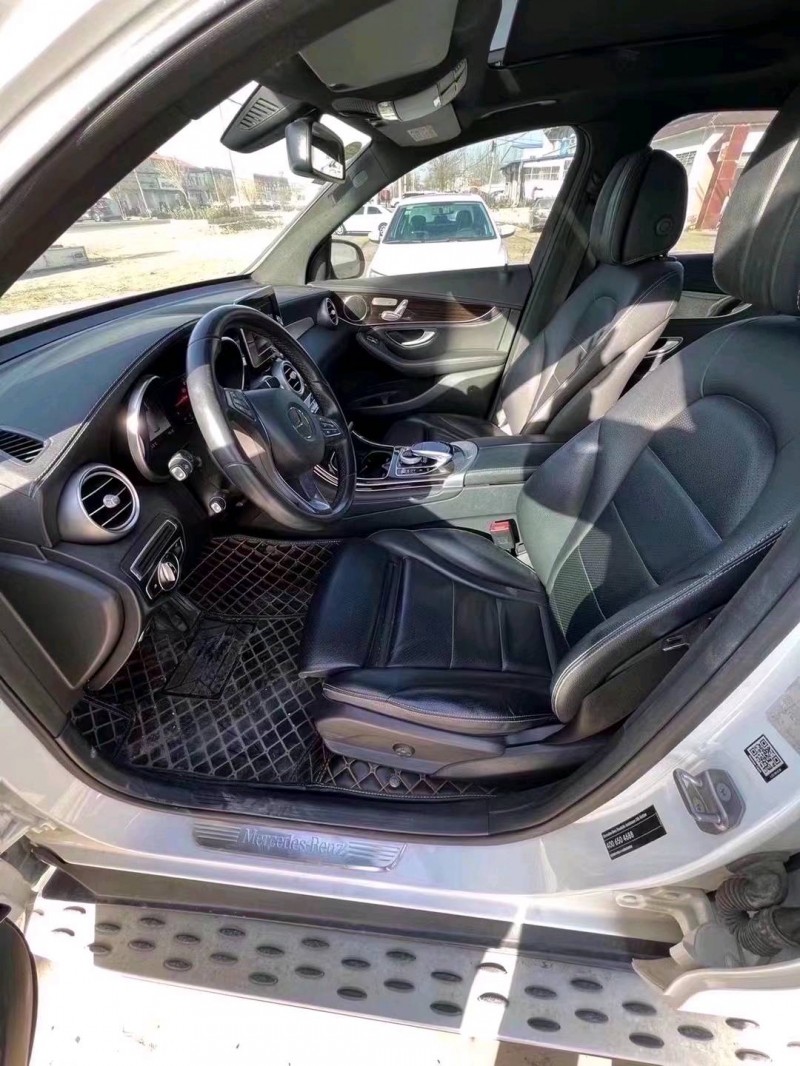 东营18年奔驰GLC2