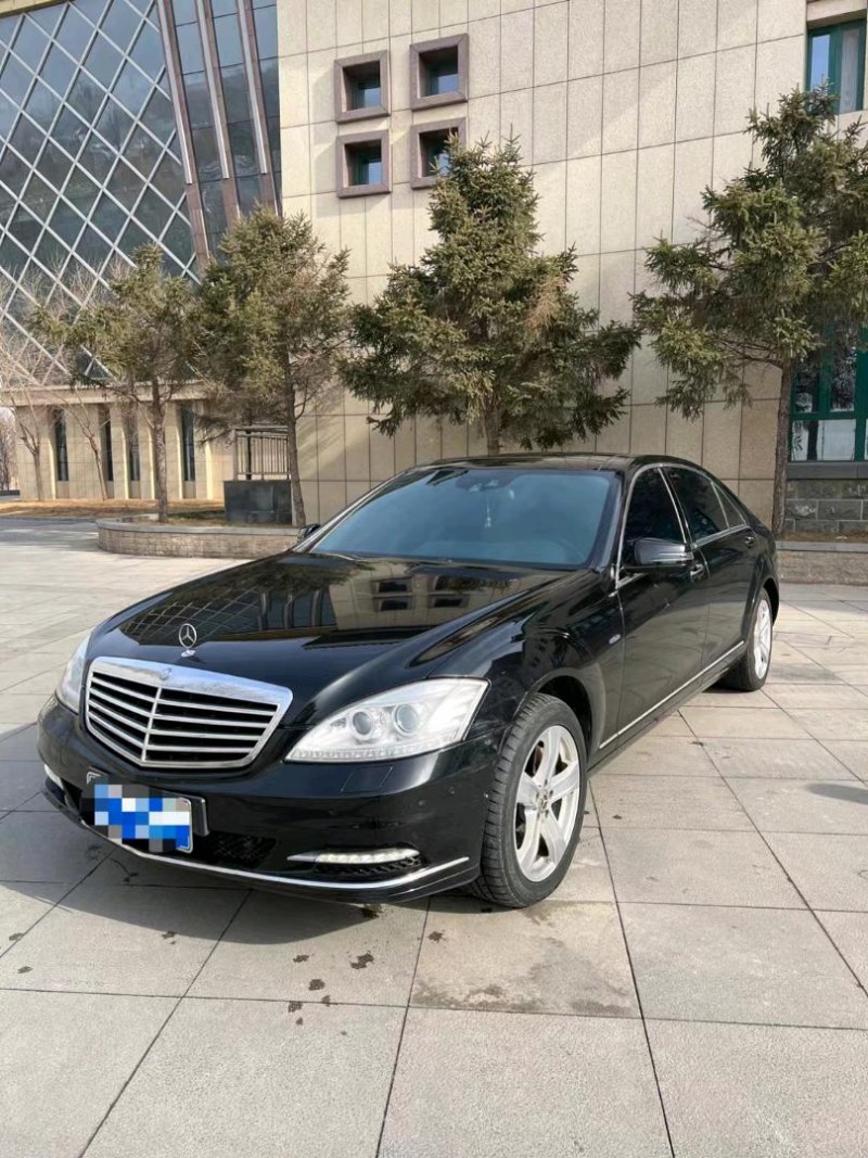 北京11年奔驰S2