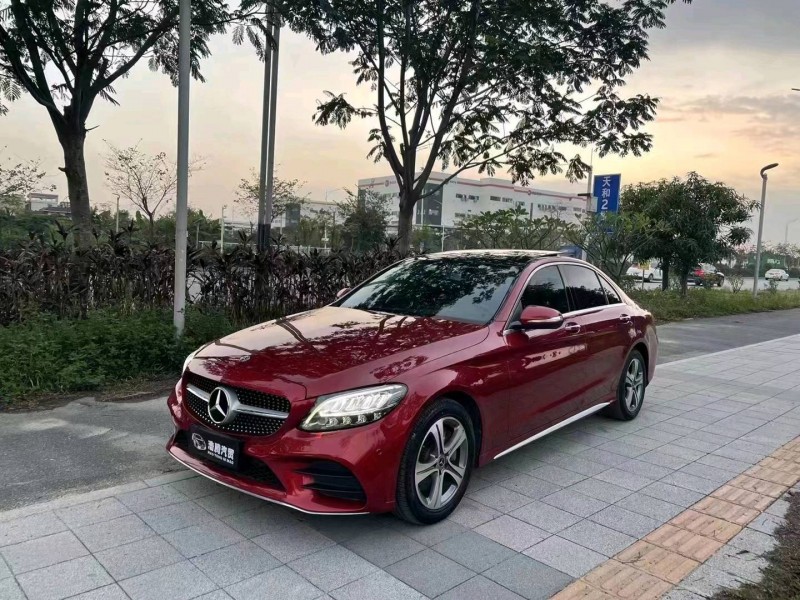广州19年奔驰C3