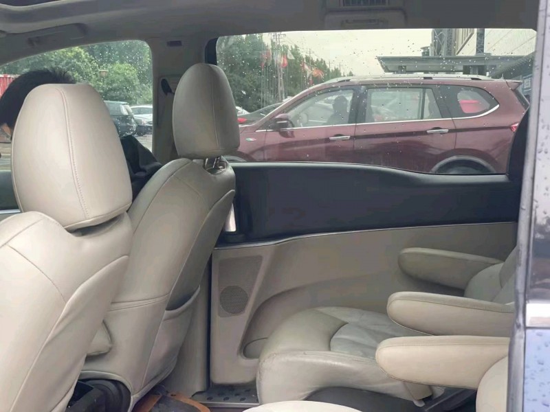 枣庄13年别克GL81