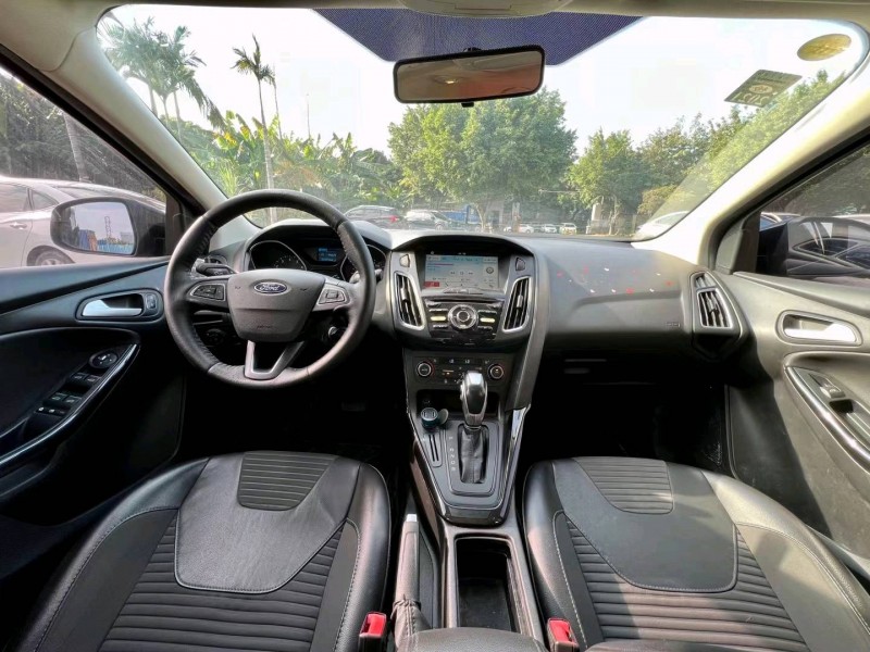 东莞17年福特福克斯5