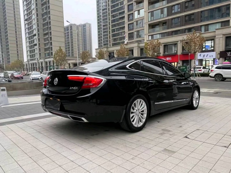 徐州18年别克君越8