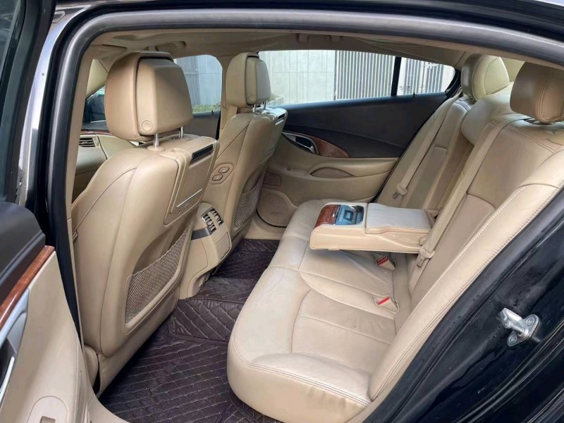 徐州10年别克君越6