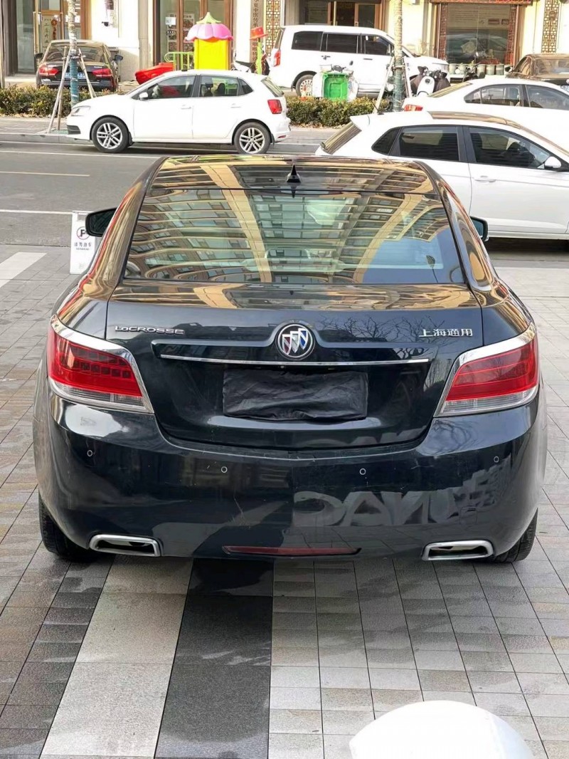 徐州10年别克君越9