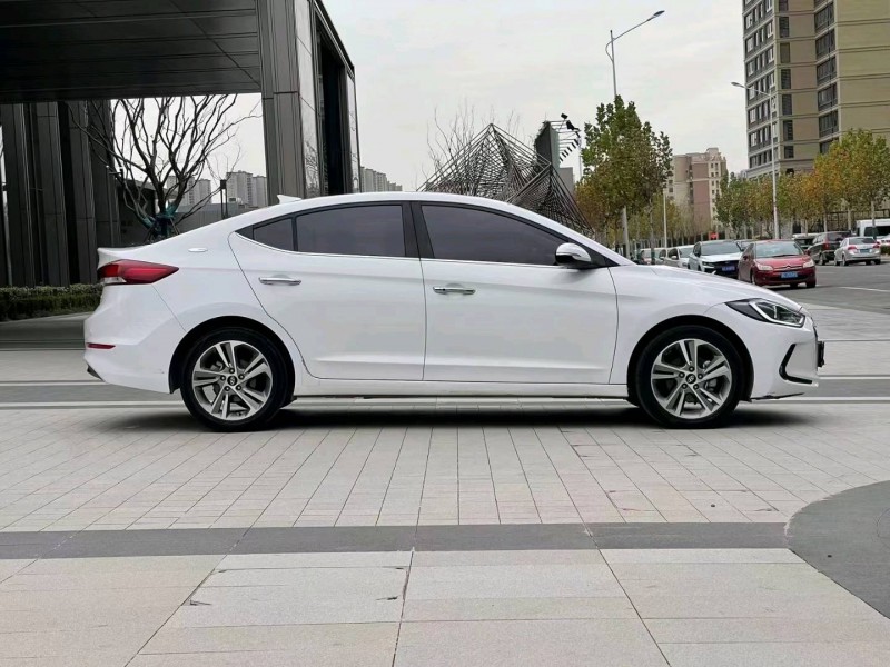徐州17年现代领动8