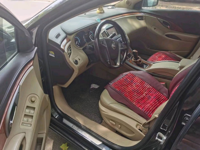 青岛14年别克君越4