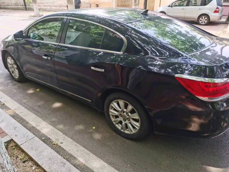 青岛14年别克君越7