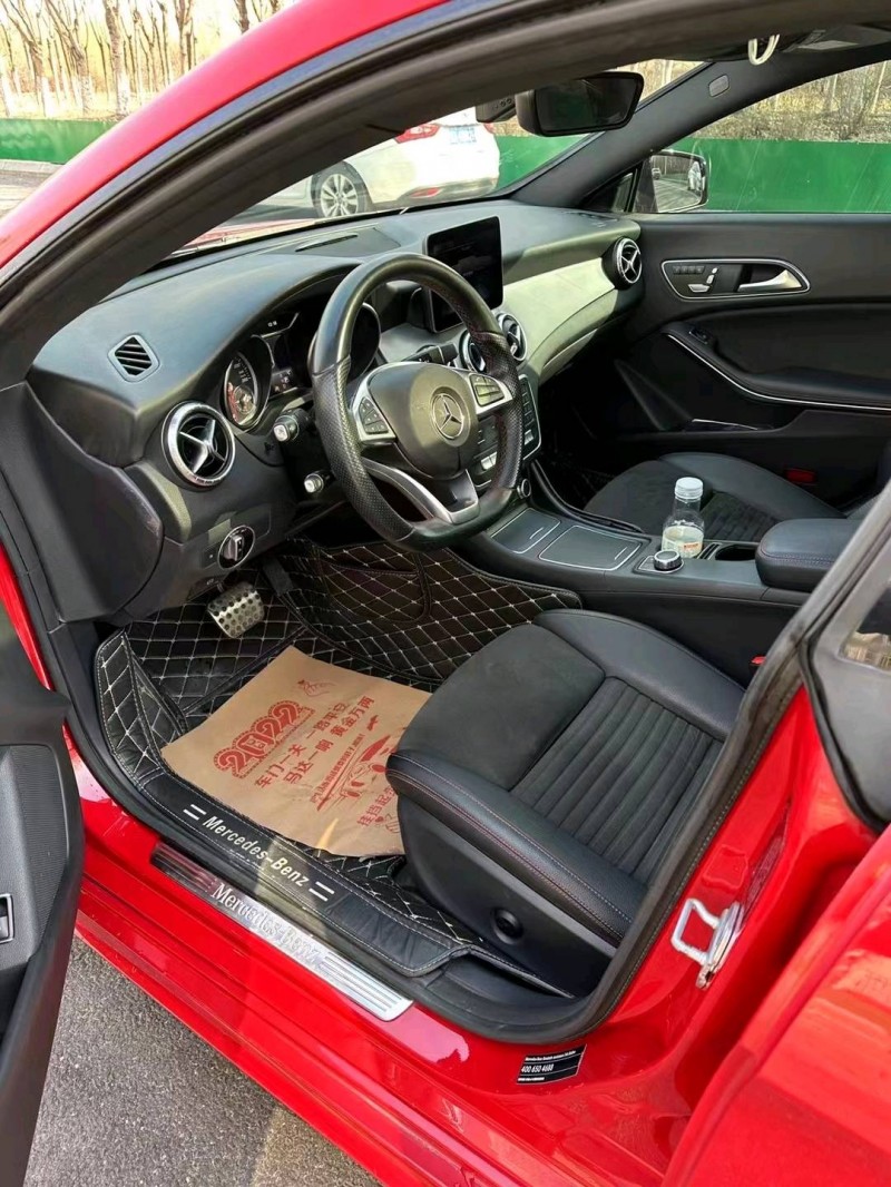 沈阳17年奔驰CLA4