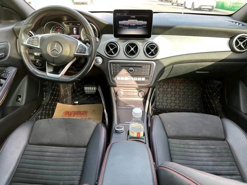 沈阳17年奔驰CLA3