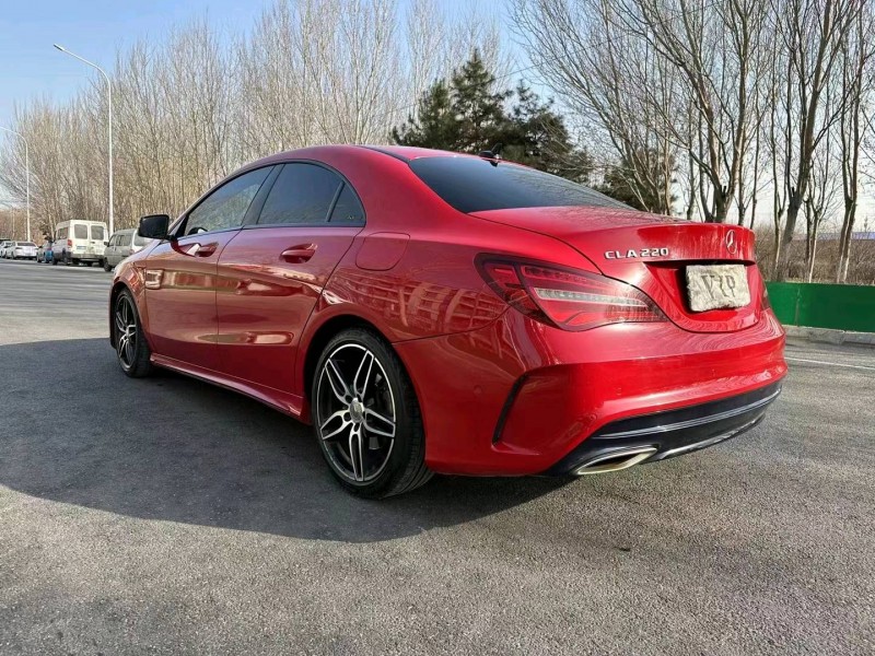 沈阳17年奔驰CLA2