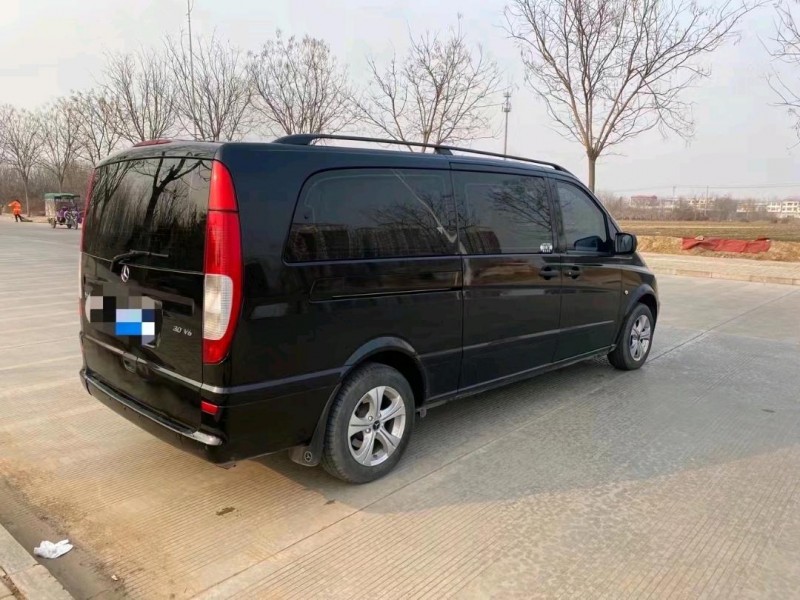 枣庄14年奔驰唯雅诺6