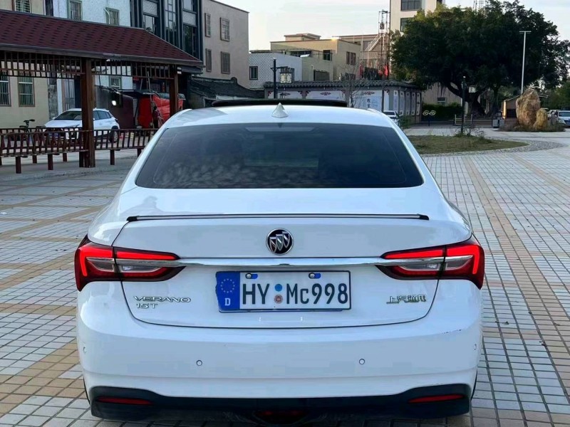 珠海21年别克威朗2