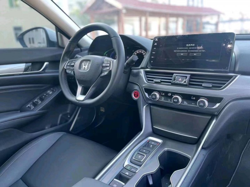 珠海22年本田雅阁4