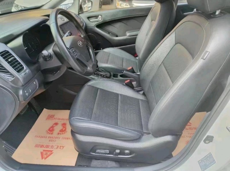 济南19年起亚K32