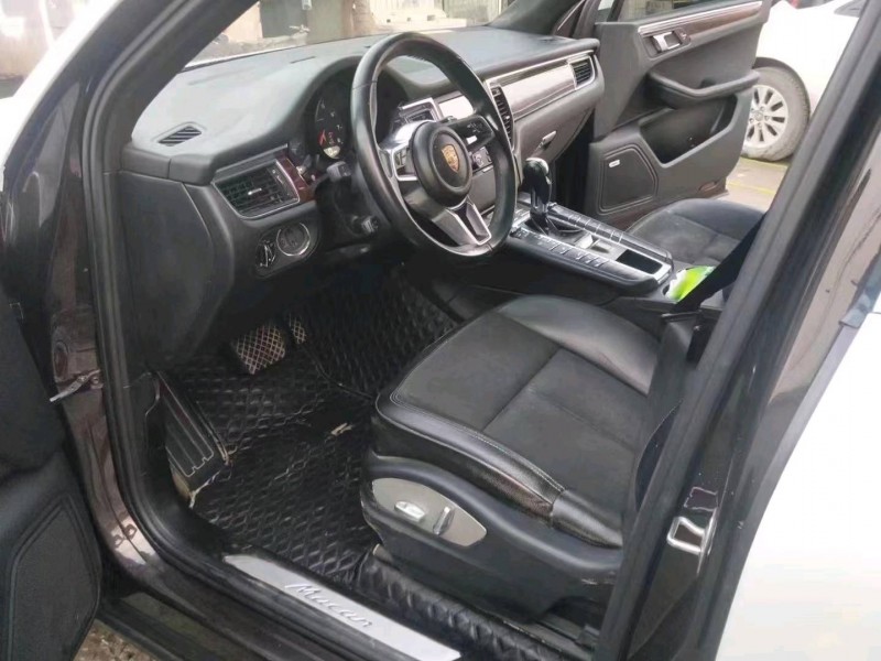 北京15年保时捷Macan7