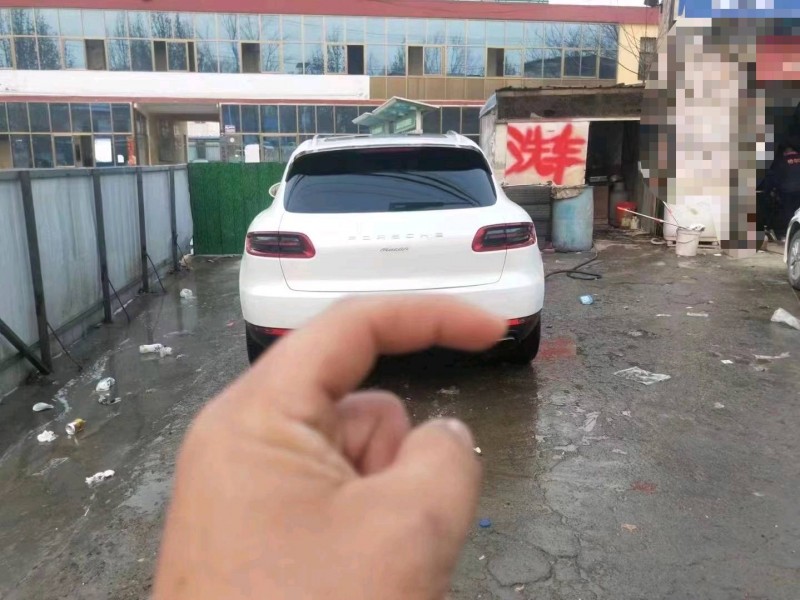 北京15年保时捷Macan2