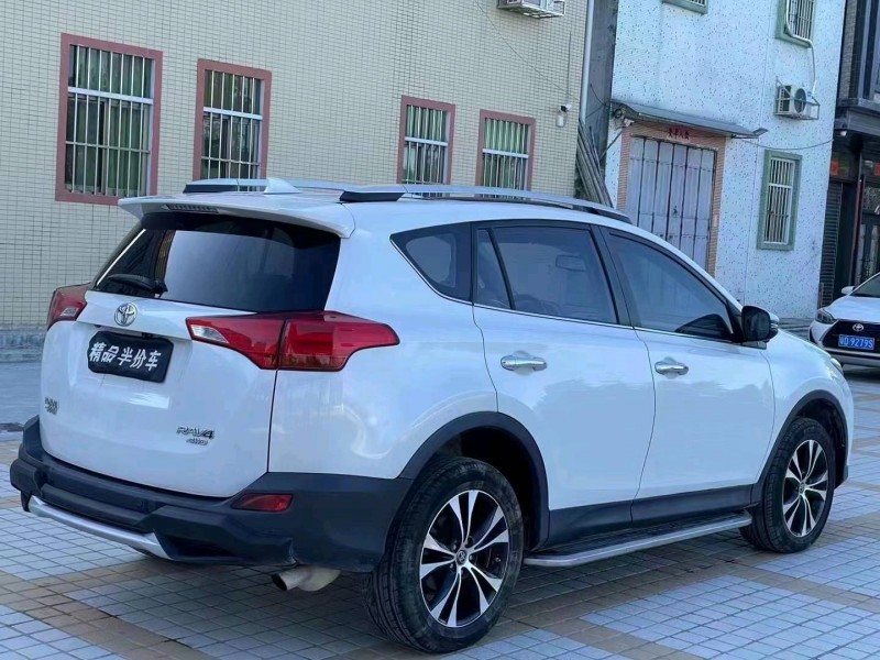 珠海16年丰田RAV49
