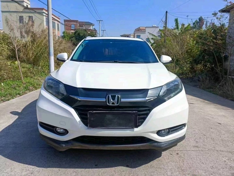 珠海16年本田缤智1