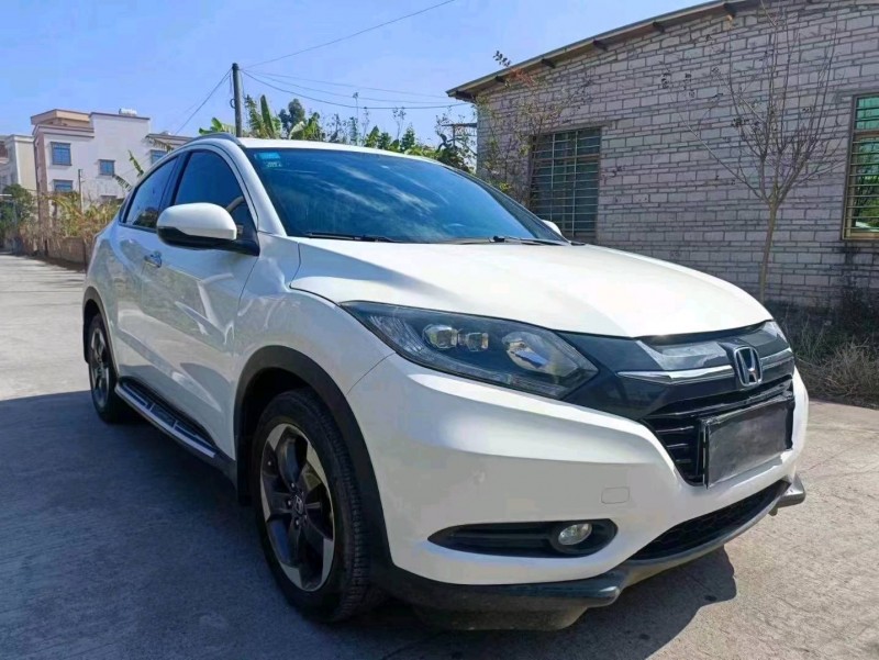 珠海16年本田缤智8