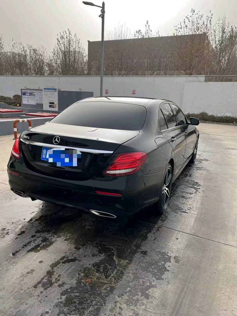 北京17年奔驰E5