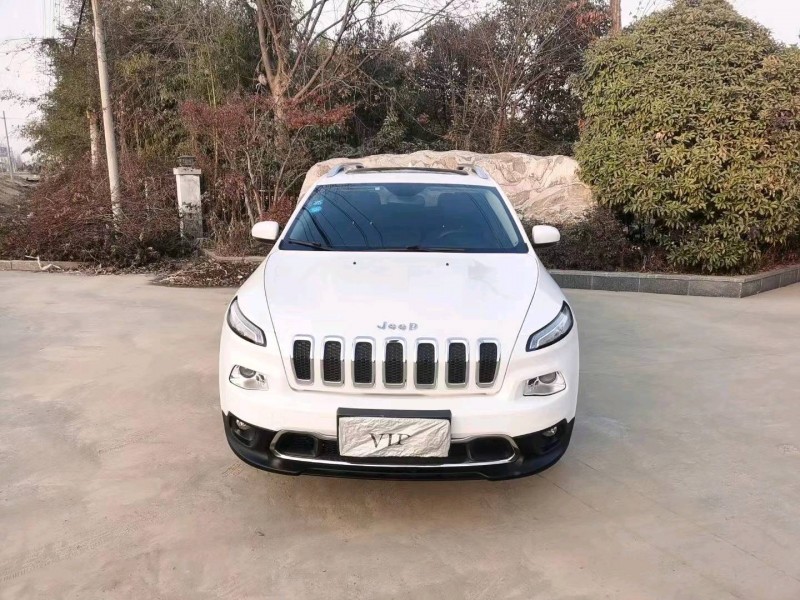 常州18年Jeep自由光9