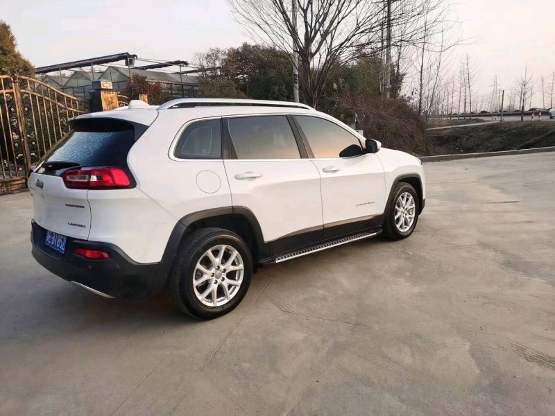 常州18年Jeep自由光4