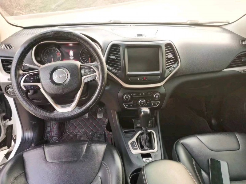 常州18年Jeep自由光2