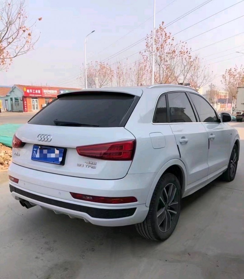 东营19年奥迪Q36