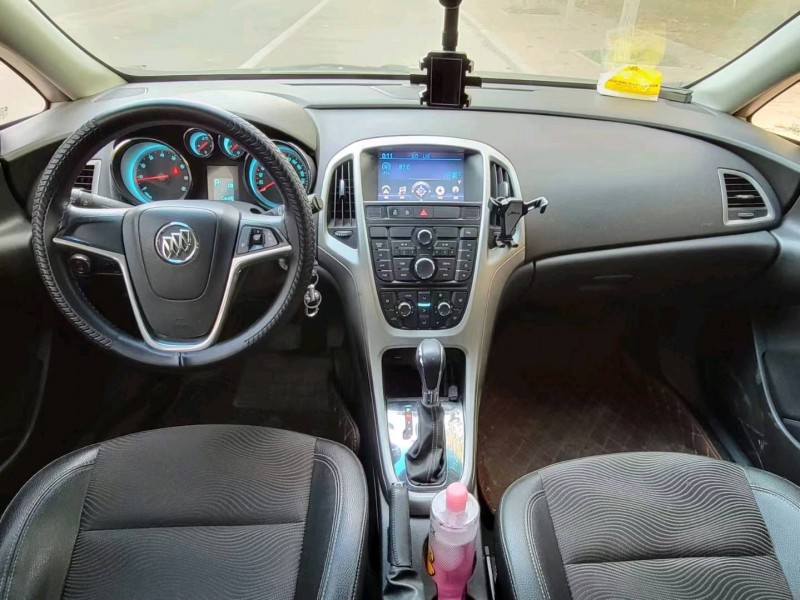 聊城14年别克英朗6