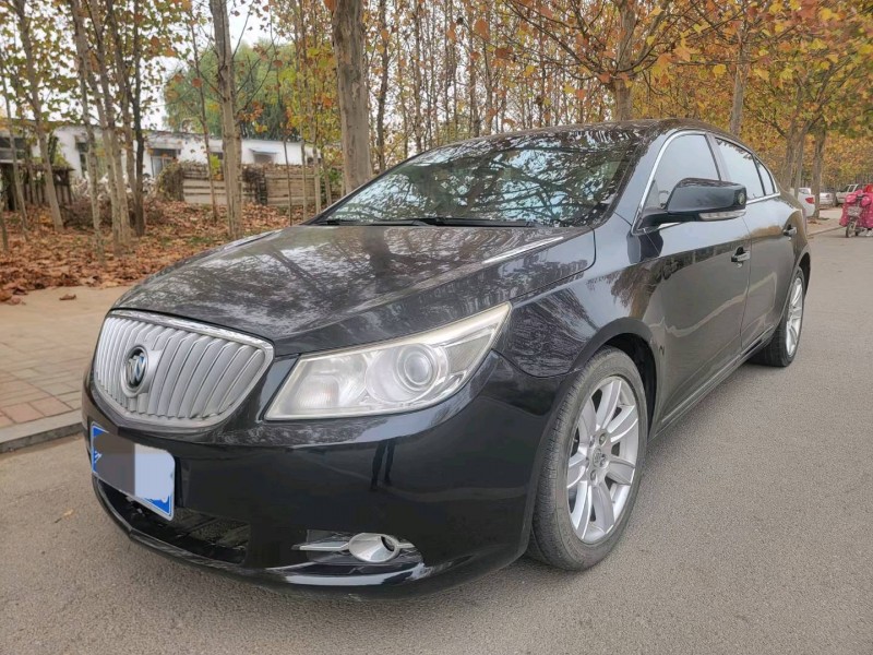 聊城10年别克君越2