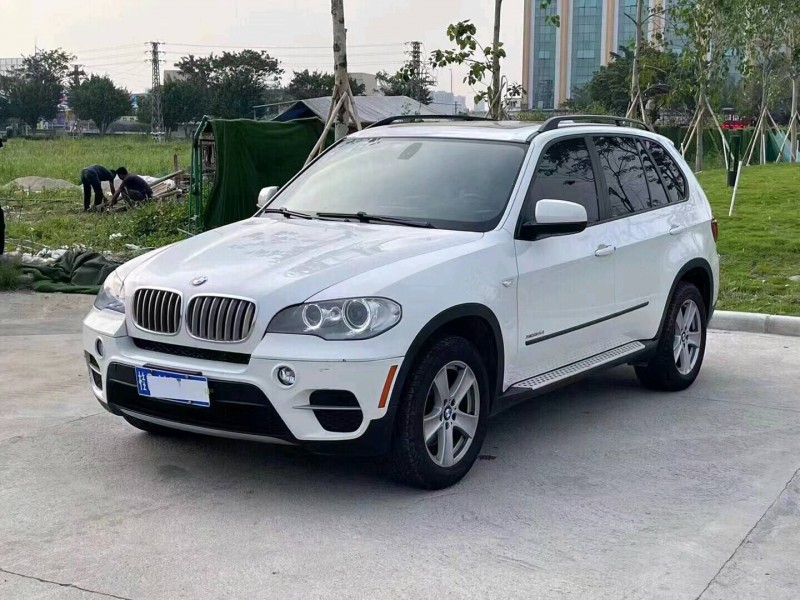 广州13年宝马X58