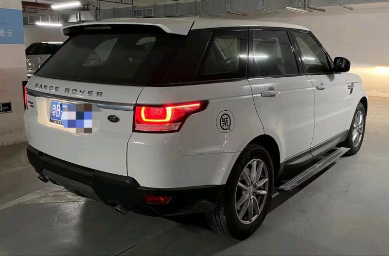 广州16年路虎揽胜运动8