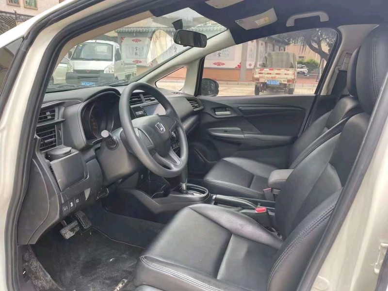 珠海20年本田飞度5