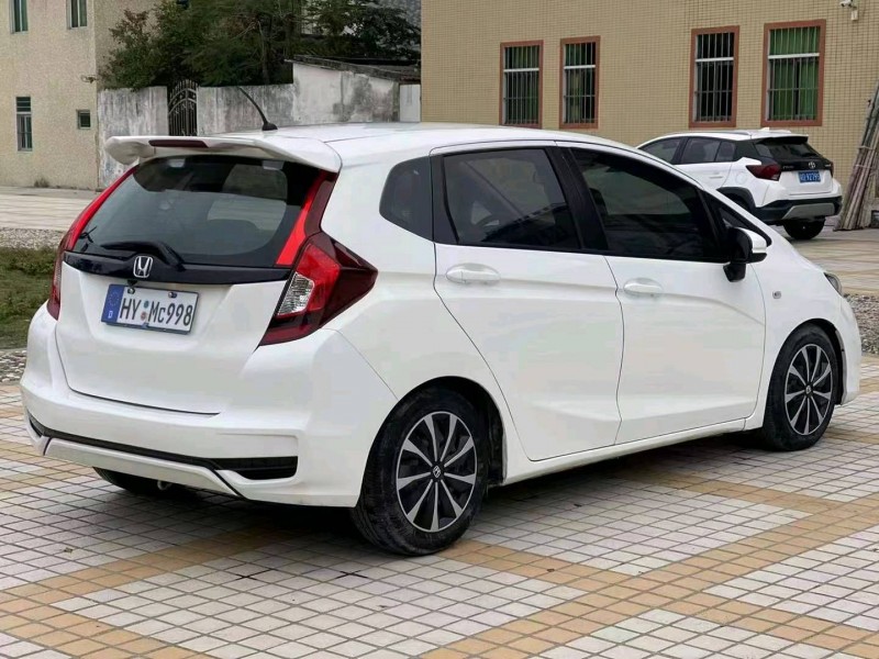 珠海20年本田飞度9