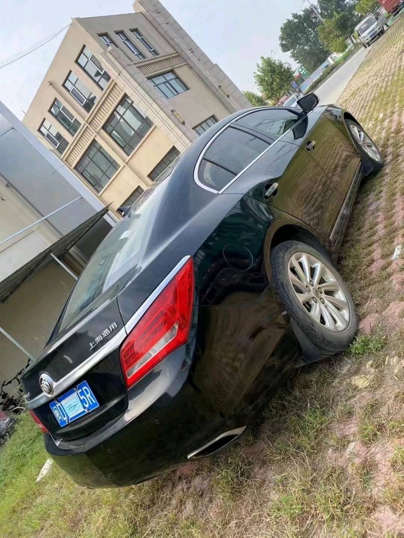 石家庄16年别克君越6