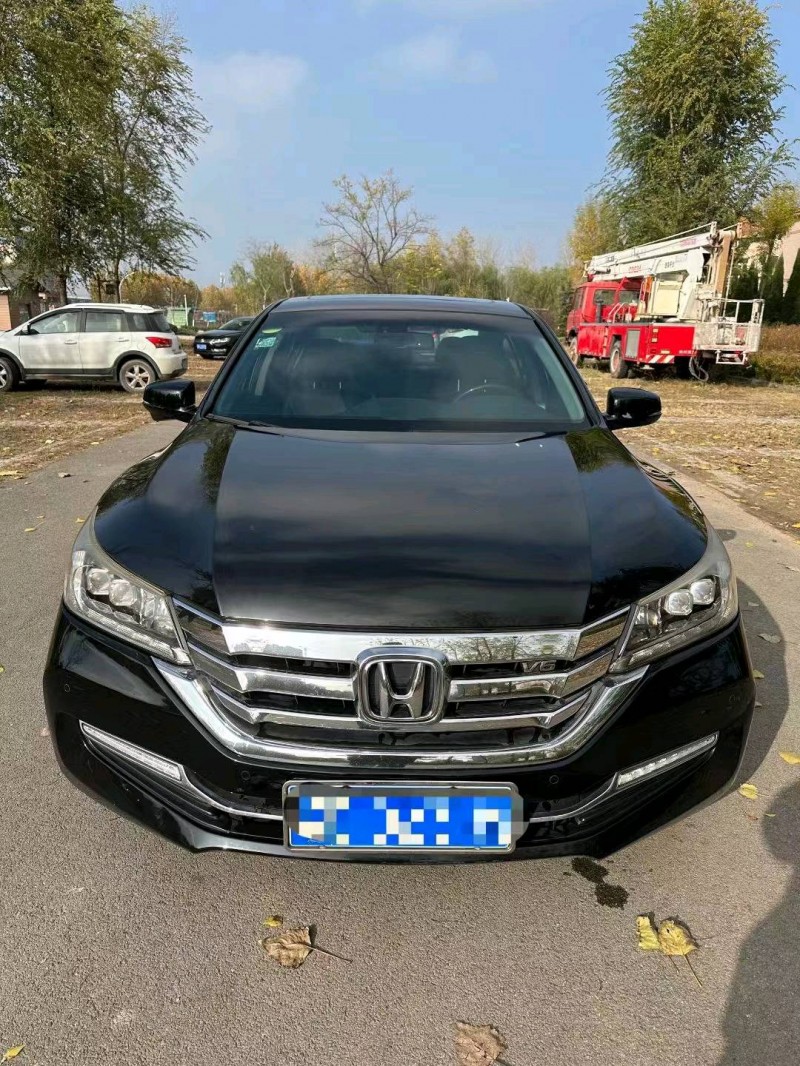 枣庄15年本田雅阁1