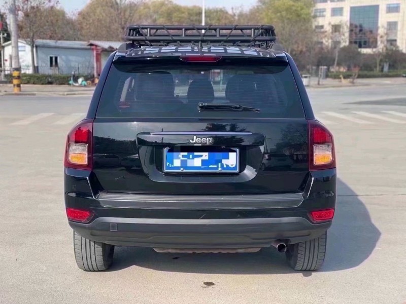 东营15年Jeep指南者9