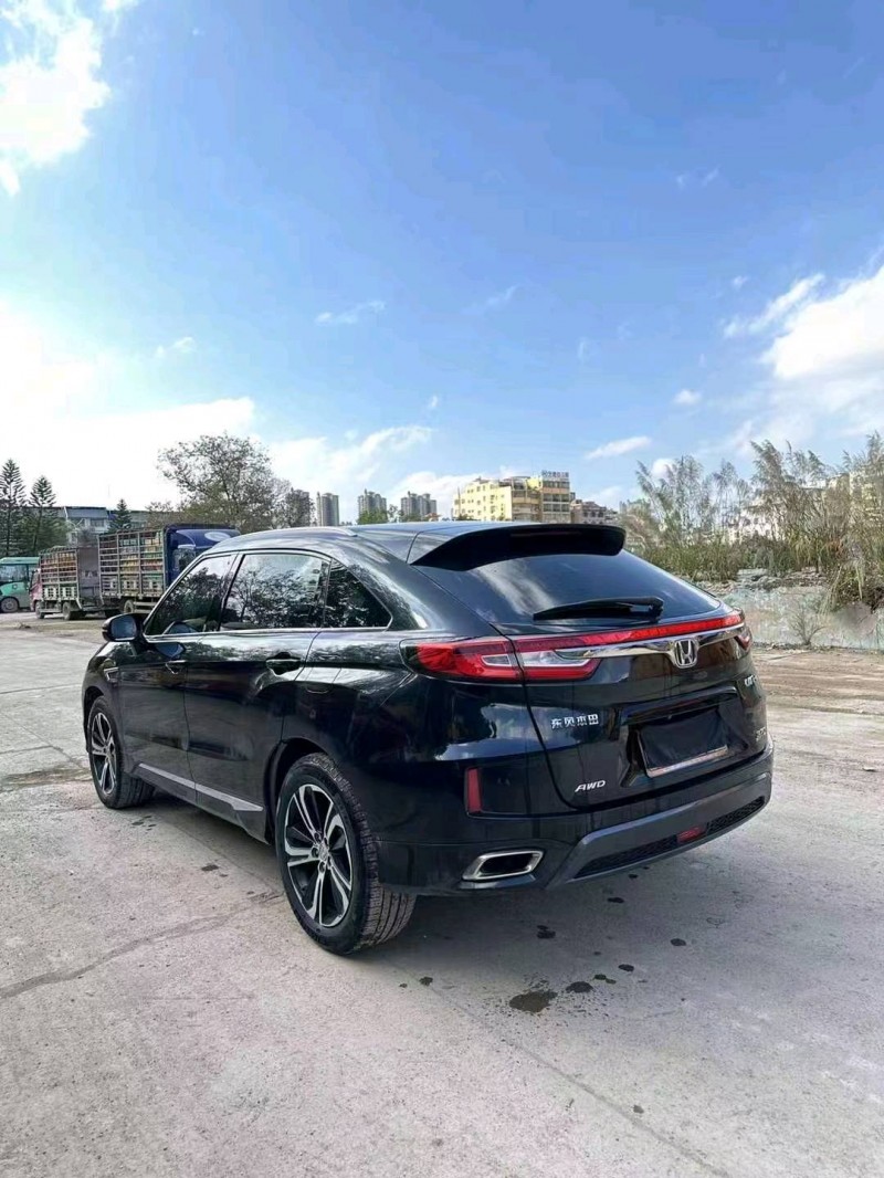 梧州18年本田URV8