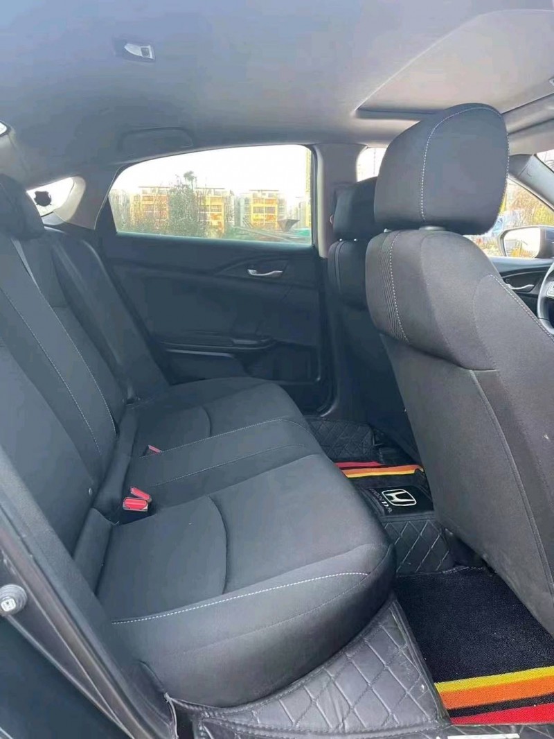 梧州17年本田思域5