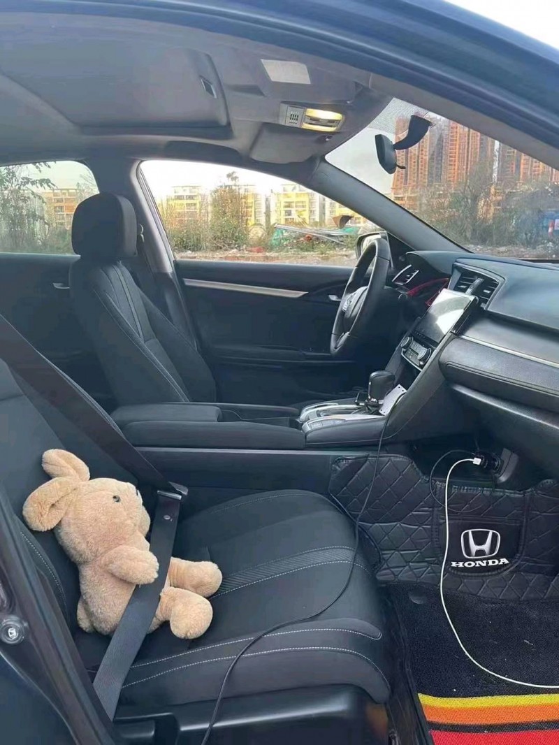 梧州17年本田思域8