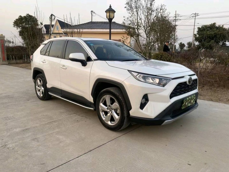 徐州19年丰田RAV42