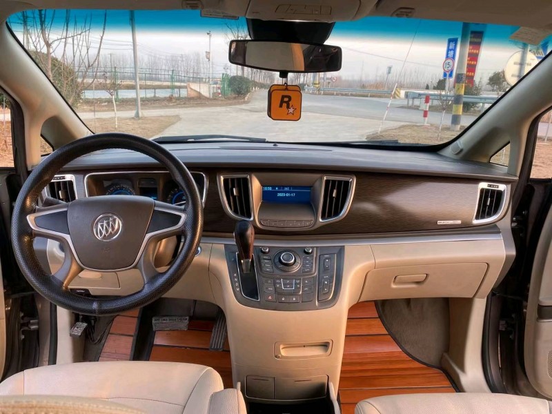 徐州13年别克GL86