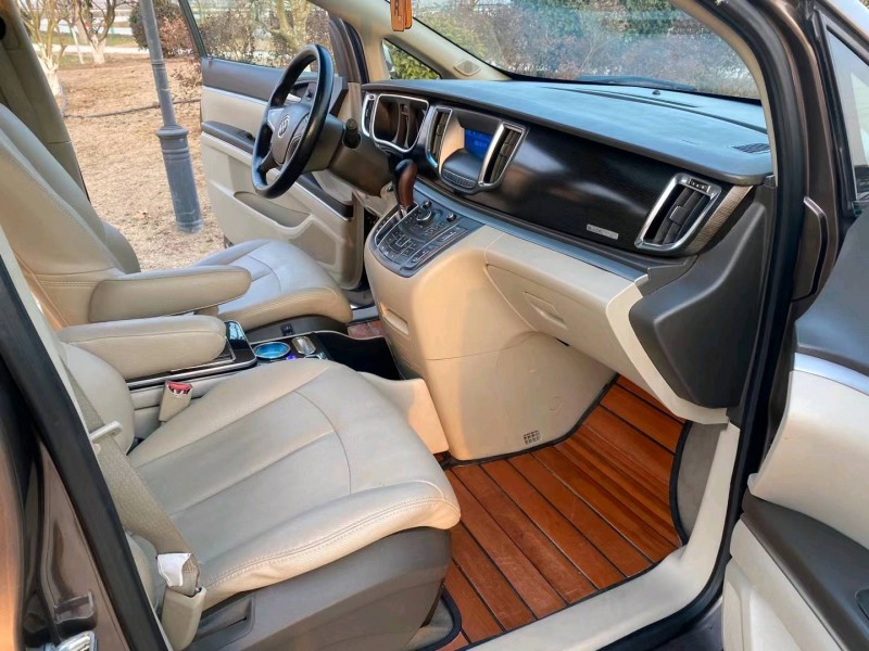 徐州13年别克GL85