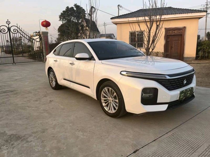 徐州20年宝骏RC52