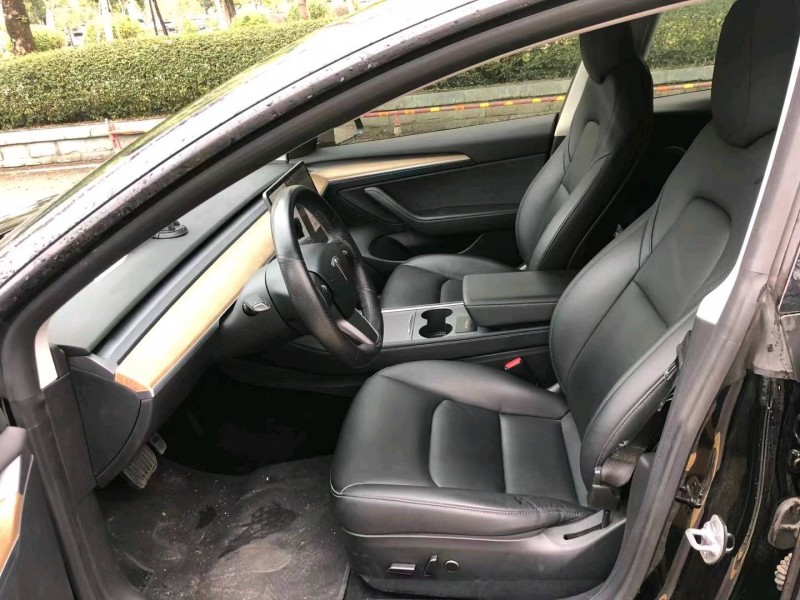 珠海21年特斯拉MODEL 31