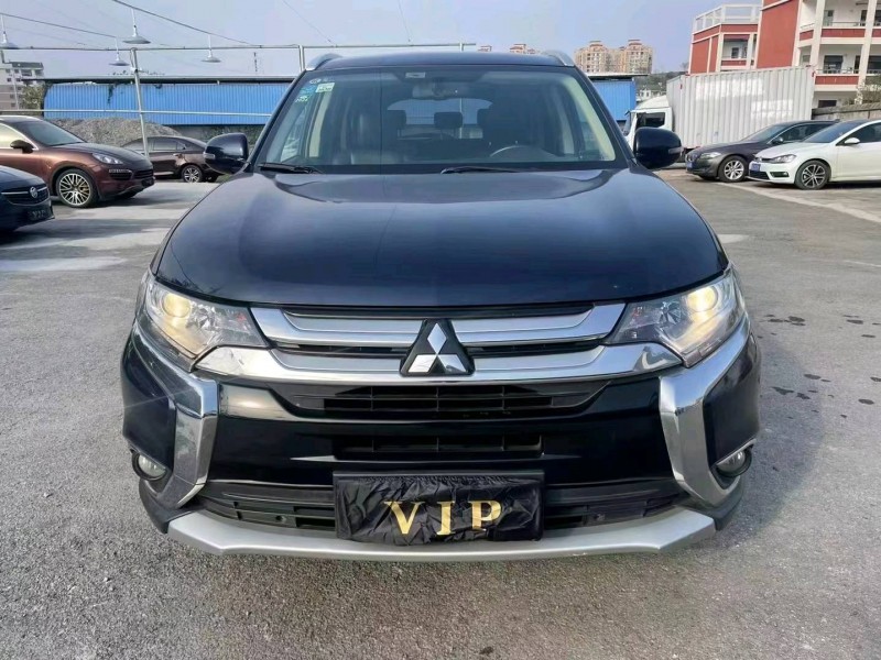 宜昌16年三菱欧蓝德1